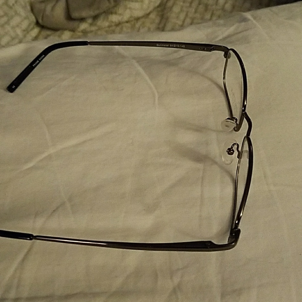 Eyeglass frames - Picture 3 of 5